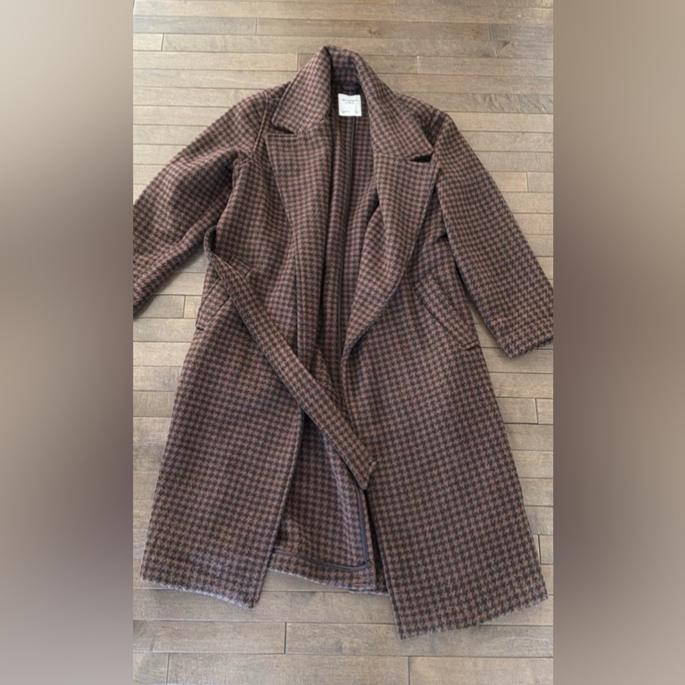 Abercrombie & Fitch Brown Houndstooth Coat